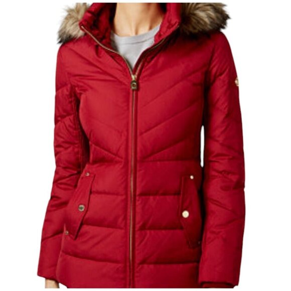 MICHAEL Michael Kors Faux Fur Trim Chevron Quilted Down Puffer Coat - Picture 1 of 16